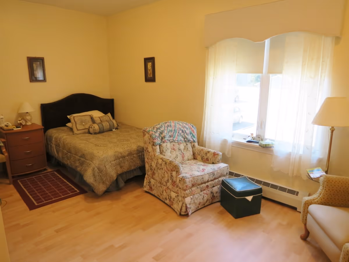 Photo 2 of Hilltop Manor