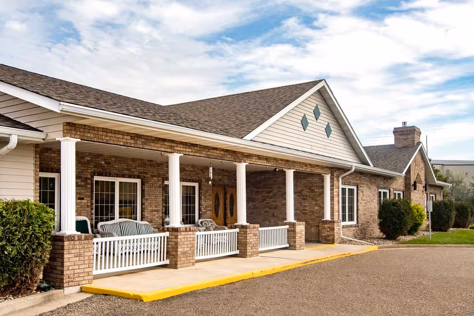 Photo of Edgewood Bismarck on Dominion