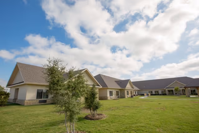 Photo of Legend Oaks Healthcare and Rehabilitation - Waxahachie