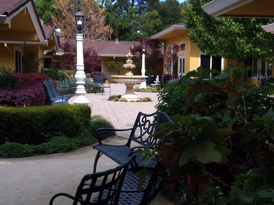 Photo 5 of Gordon Manor
