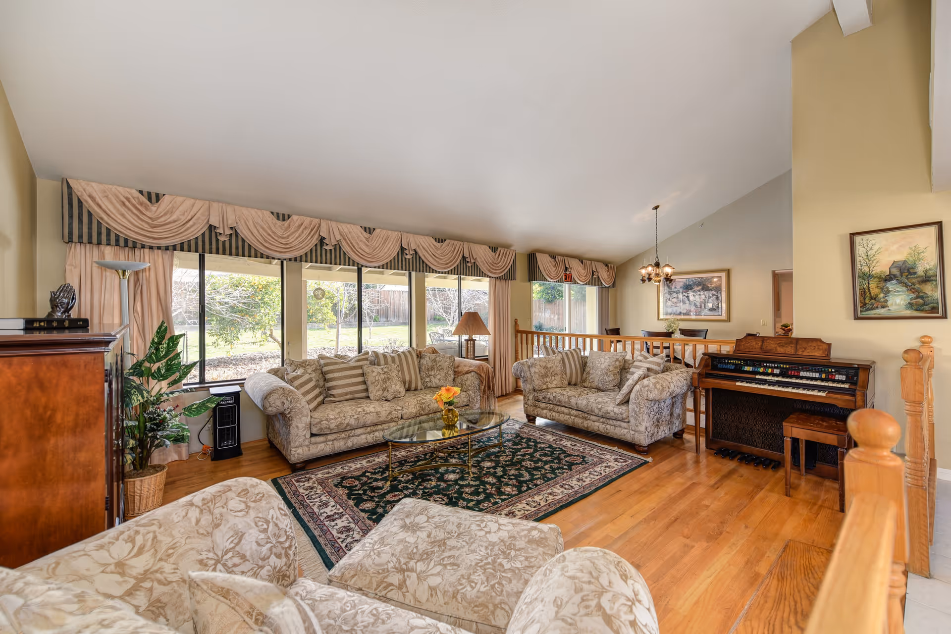Photo 4 of Palms Court assisted living