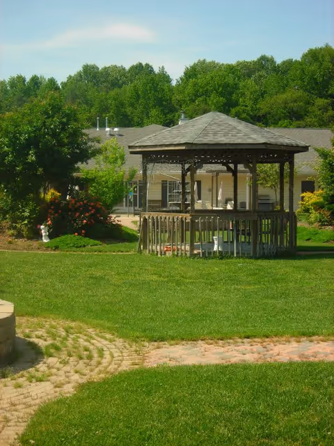 Photo 4 of Healthcare Sunrise llc T/A Colonial Mannor