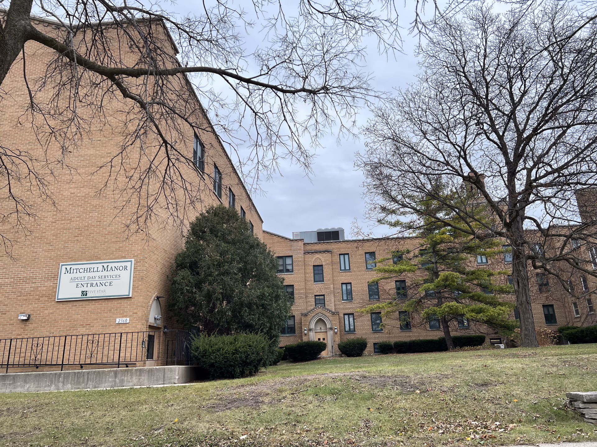 Photo 2 of Meadowmere & Mitchell Manor West Allis