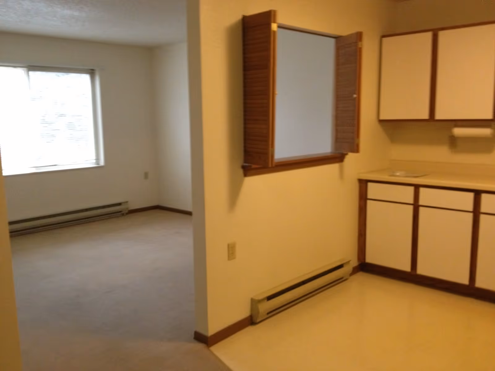 Photo 4 of Faircrest Apartments