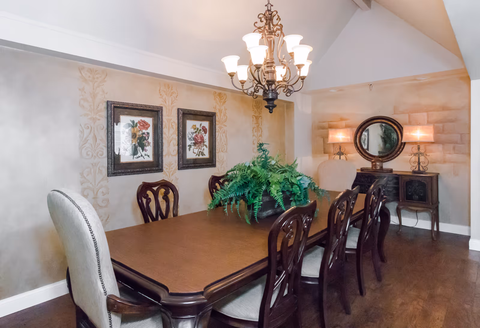 Photo 14 of Twin Oaks Estate