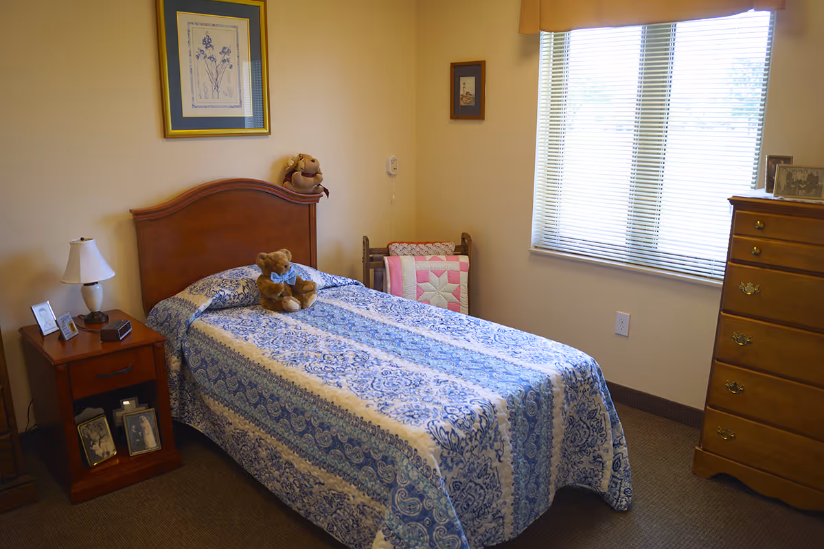 Photo 4 of Linden Square Senior Care