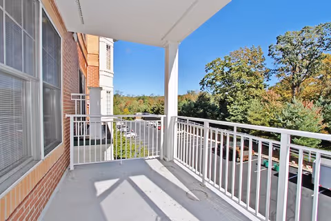 Photo 10 of The Pointe At Livingston