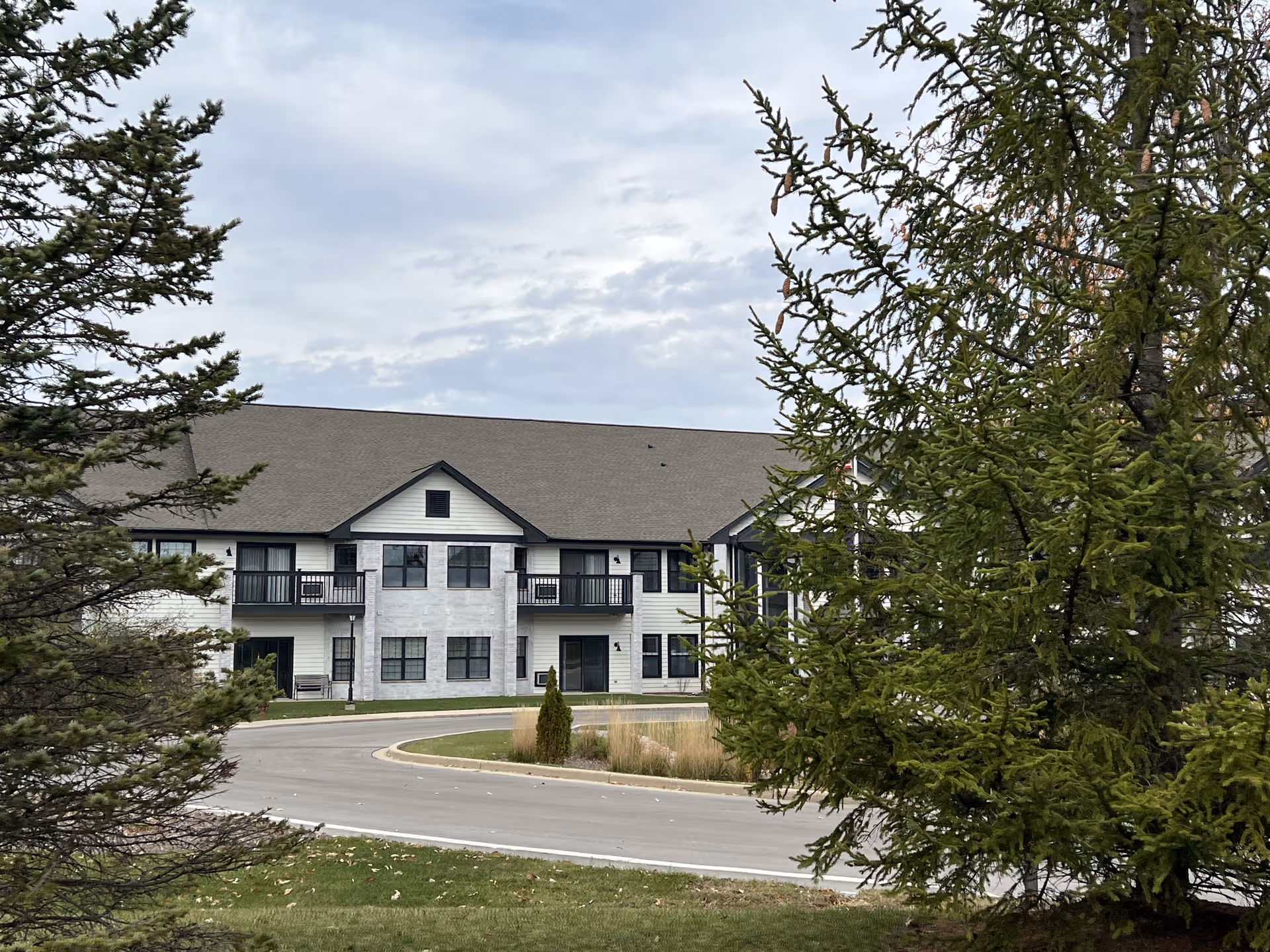 Photo 2 of Charter Senior Living of Mequon