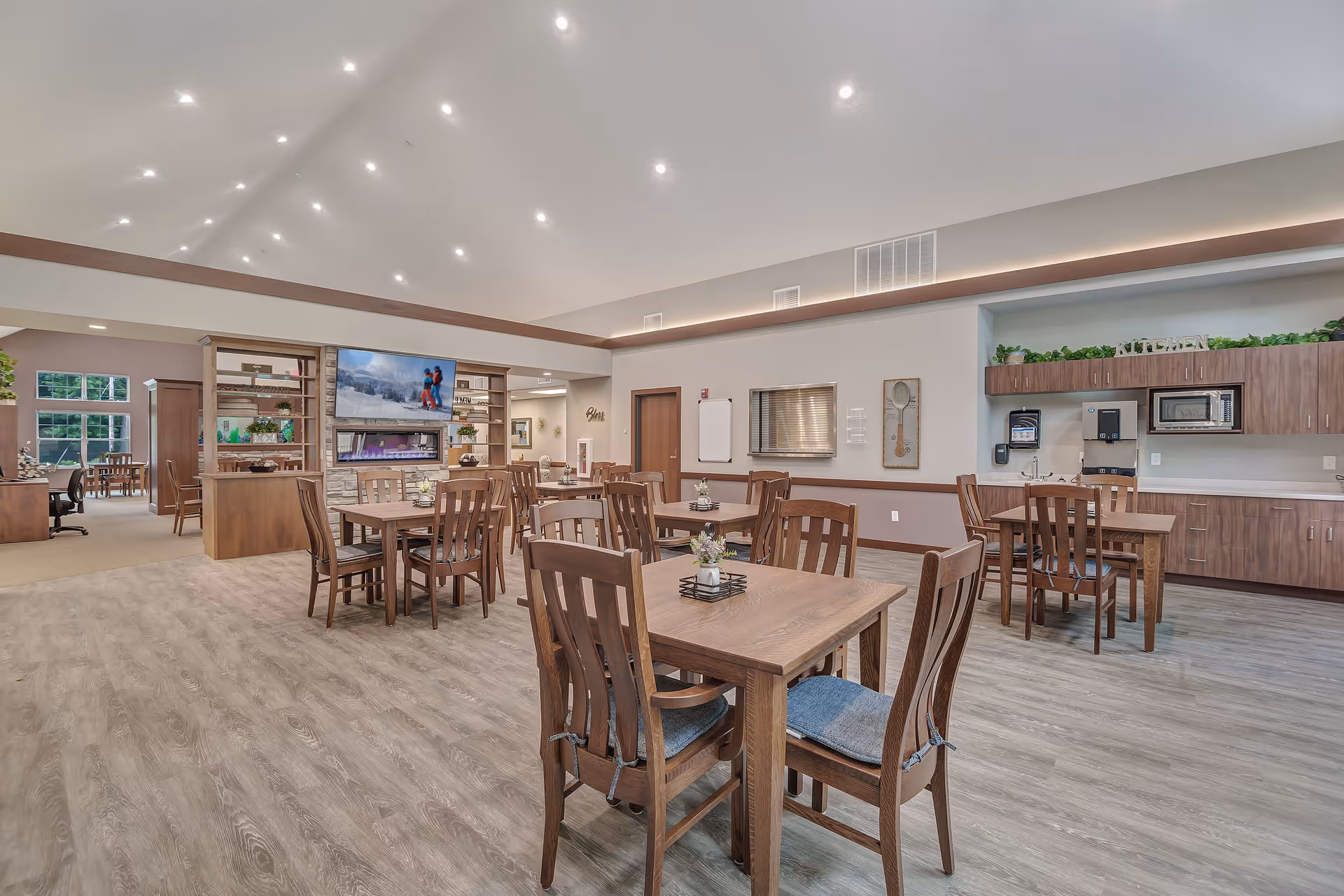 Photo 9 of Suite Living Senior Care of Crystal