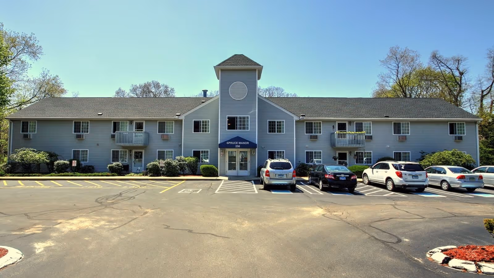 Photo of Spruce Manor