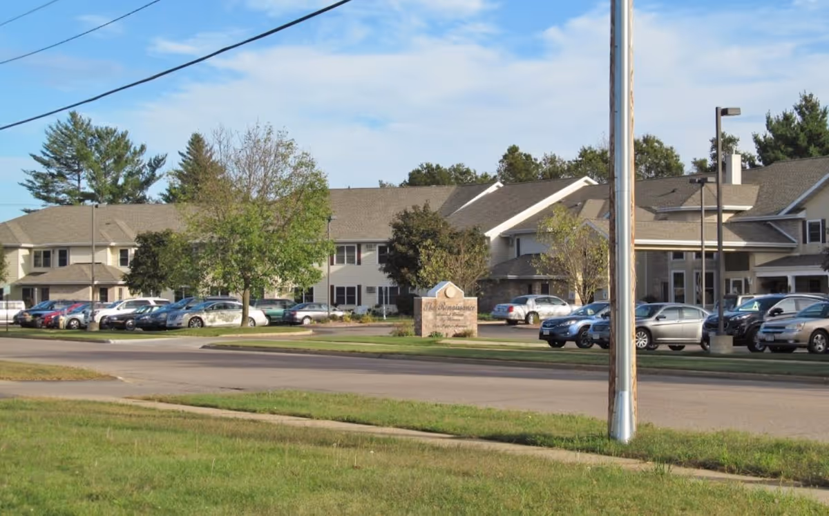 Photo 2 of Renaissance by Rennes - Wisconsin Rapids