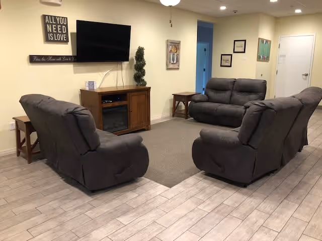 Photo 7 of Willowbrook Alzheimer and Dementia Care Residences Effingham
