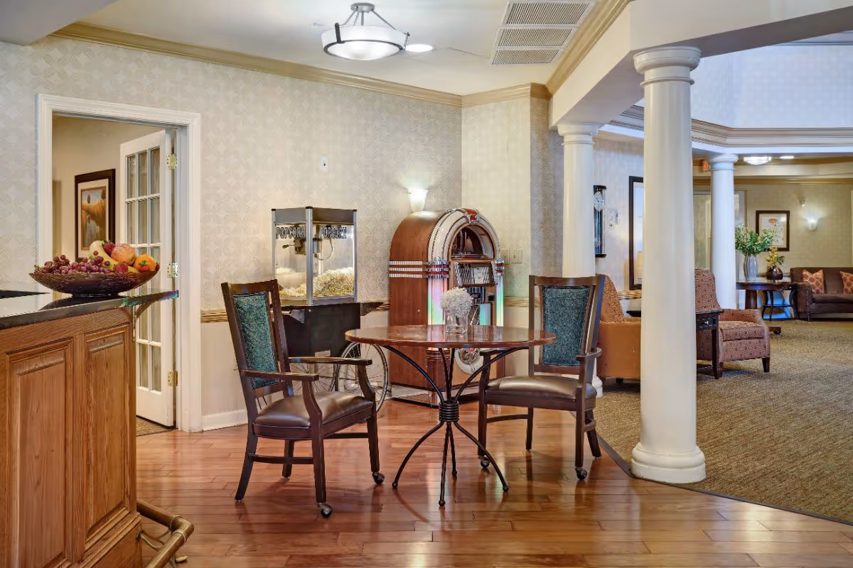 Photo 10 of Hemsley House of McCandless