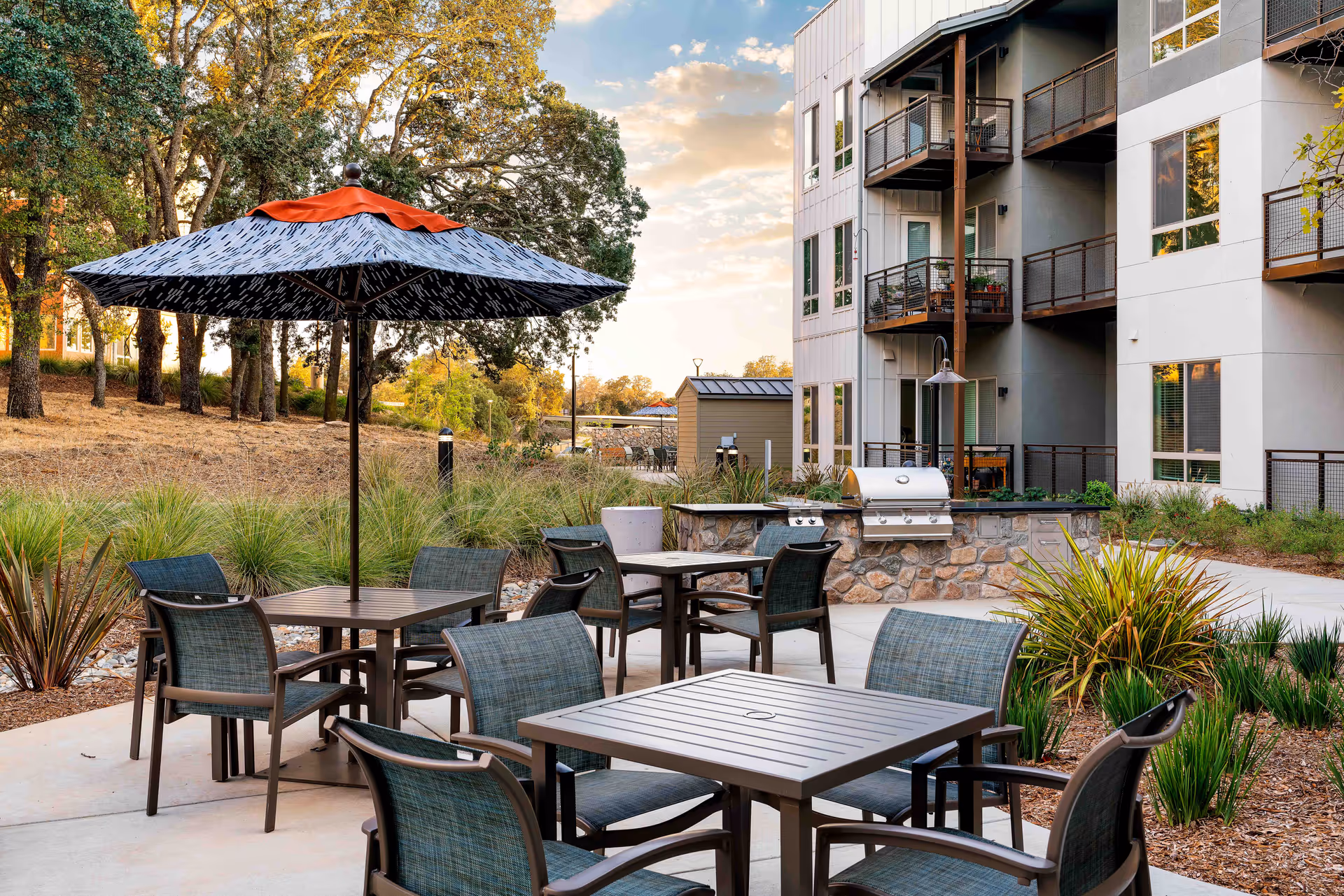Photo 3 of Revel Folsom