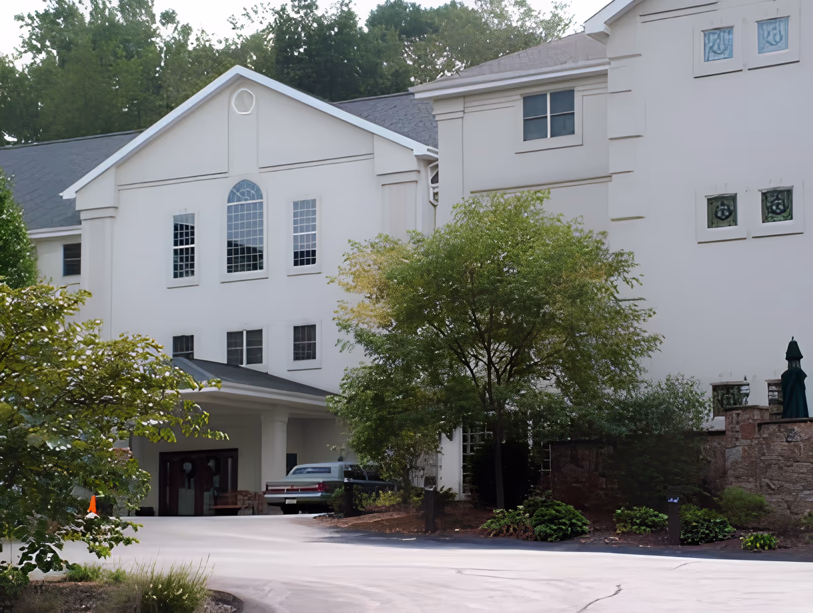 Photo 2 of The Grand Residence at Upper St. Clair