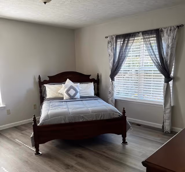 Photo 5 of BeeHive Homes of Scottsburg