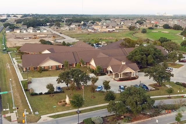 Photo 2 of Legend Oaks Rehabilitation and Healthcare - Kyle