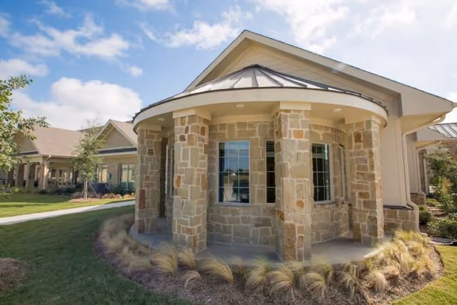 Photo 2 of Legend Oaks Healthcare and Rehabilitation - Waxahachie