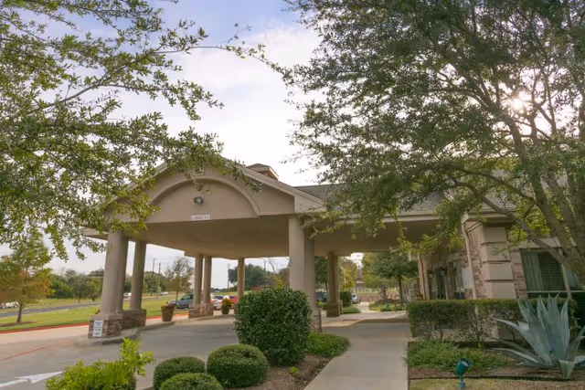 Photo 2 of Legend Oaks Healthcare and Rehabilitation - North Austin