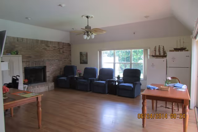 Photo 5 of Summerhaven Assisted Living