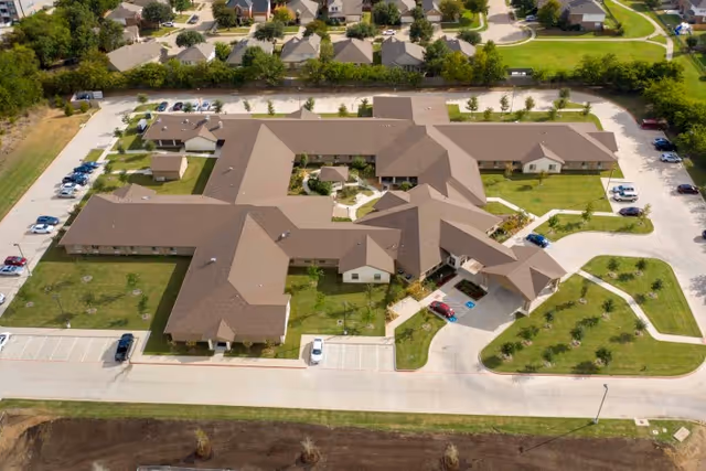 Photo 2 of Legend Oaks Healthcare and Rehabilitation - Fort Worth