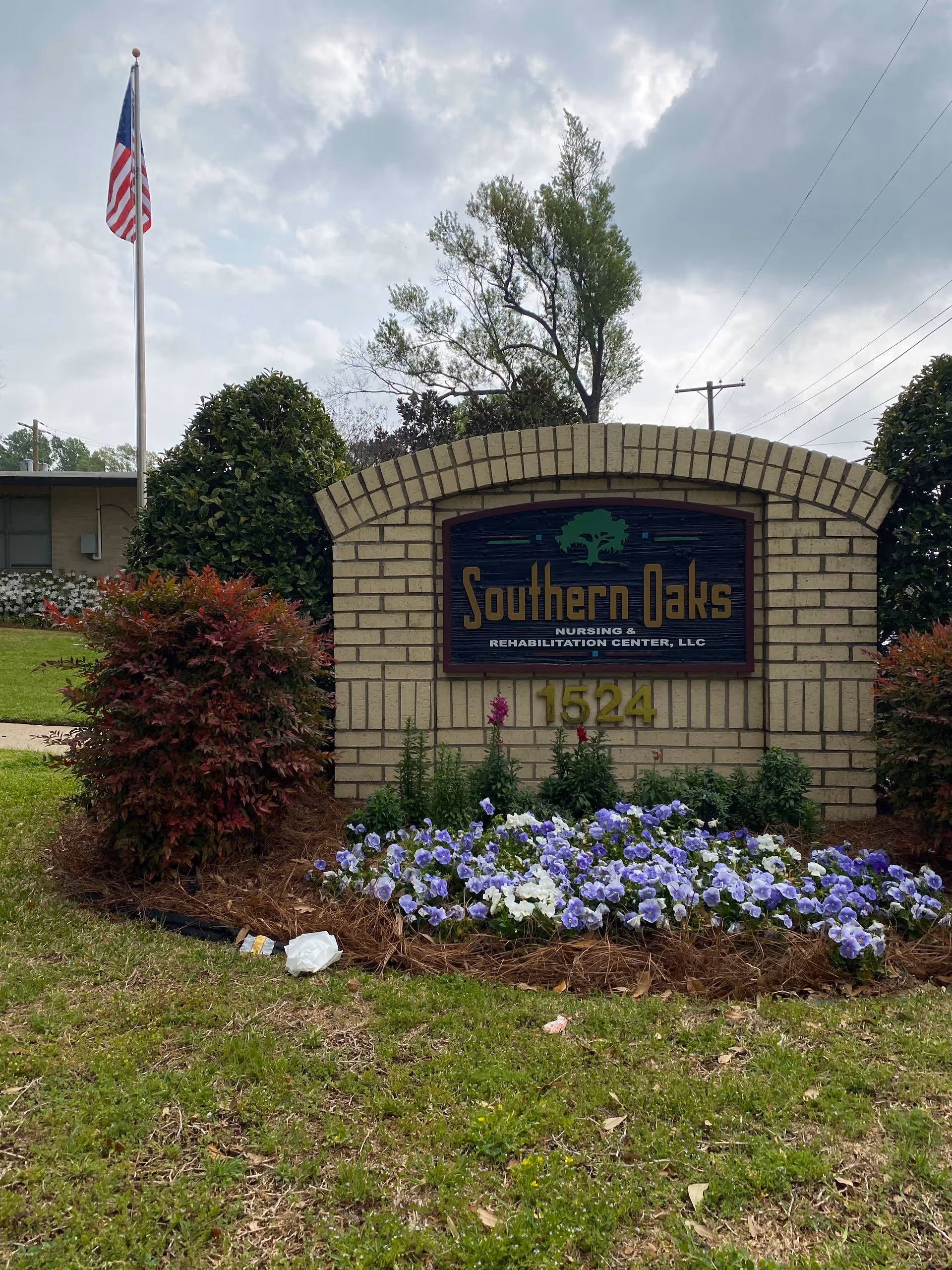Photo of Southern Oaks Nursing & Rehabilitation Center, LLC