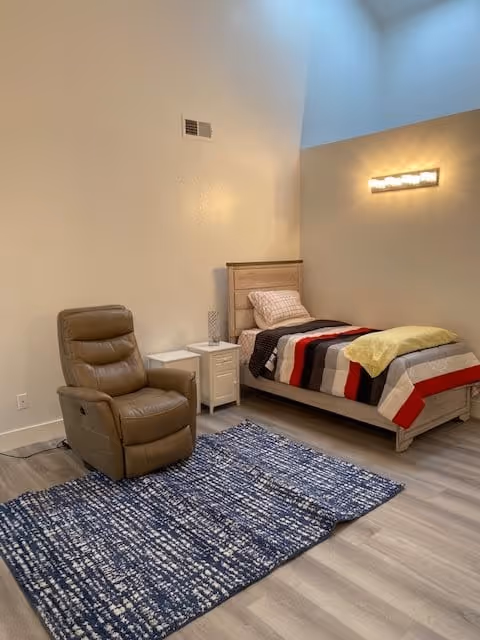 Photo 2 of Luxury Living Senior Care Huntington Beach