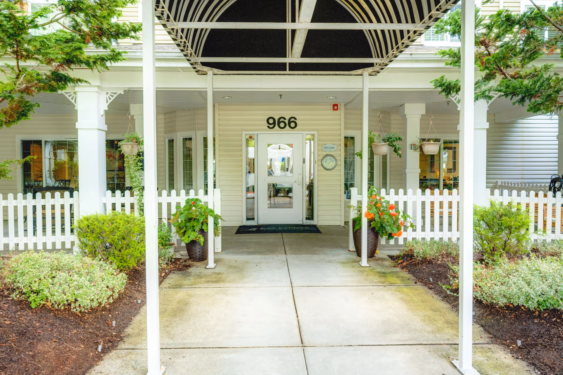 Photo 3 of Bay Pointe by Cogir