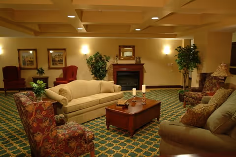 Photo 4 of Regent at Burnsville