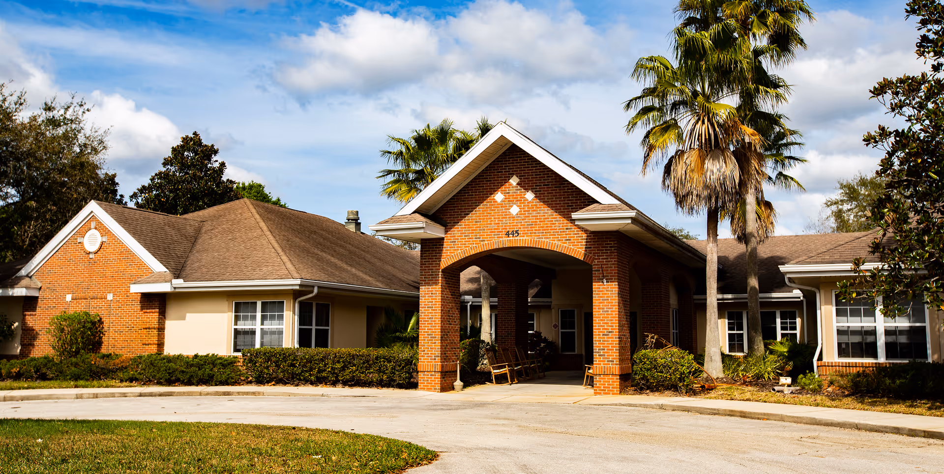 Photo 2 of Savannah Court and Cottage Of Oviedo