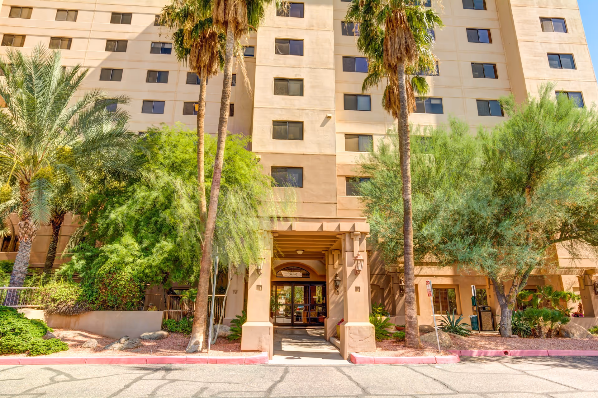 Photo of Courtyard Towers