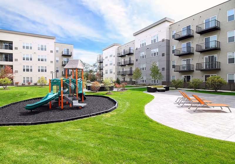 Photo 4 of Lakeside Village at Oak Brook