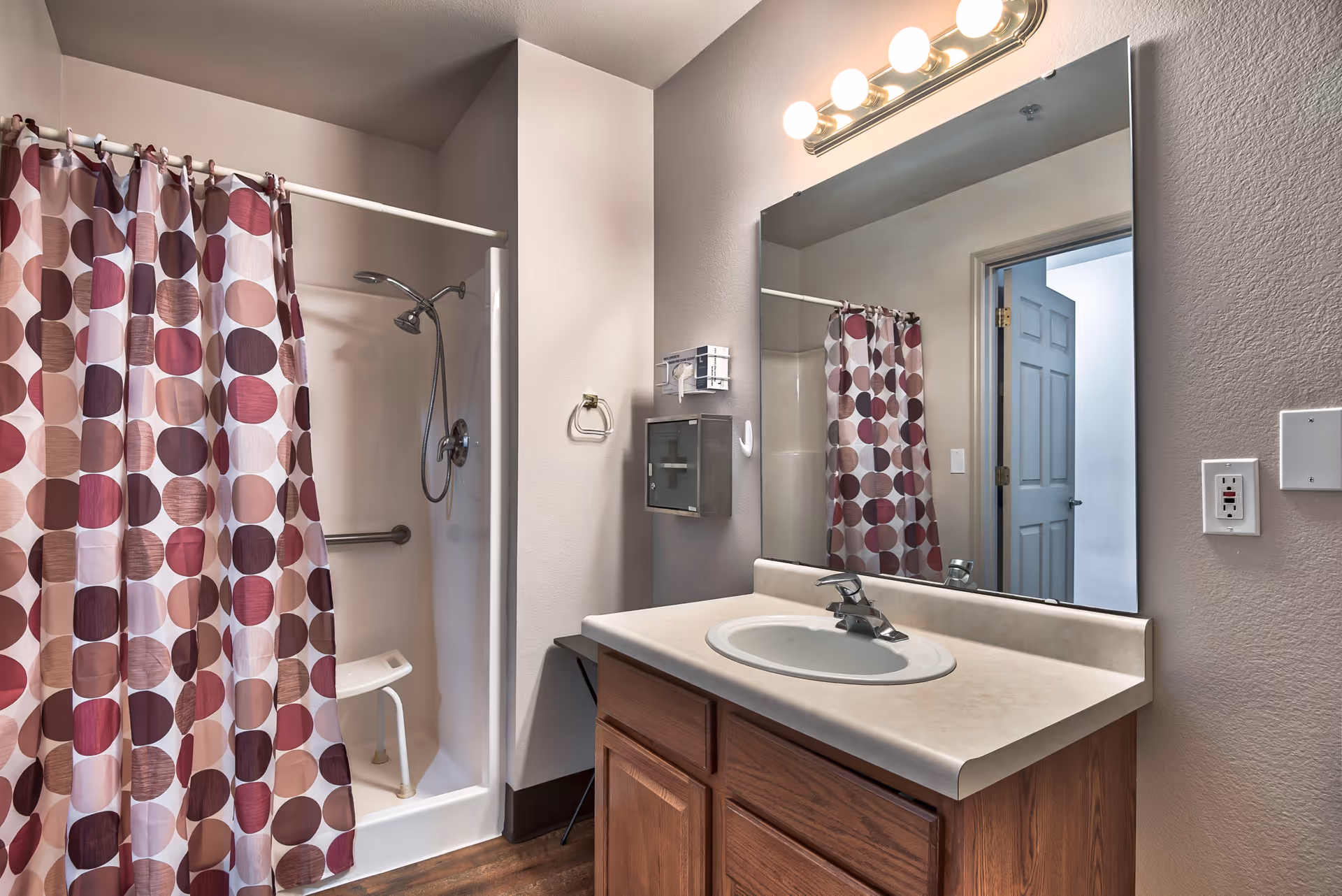 Photo 21 of Oak Pointe Assisted Living