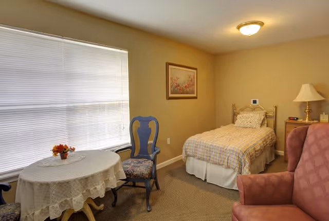 Photo 4 of Azalea Gardens Senior Living