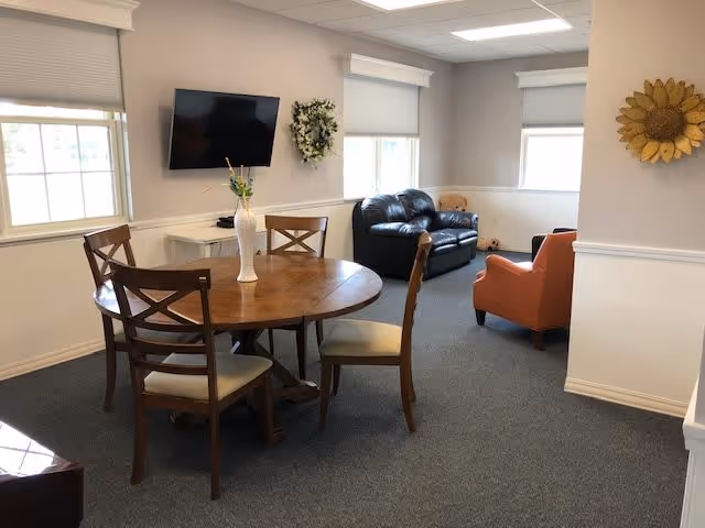 Photo 8 of Willowbrook Alzheimer and Dementia Care Residences Effingham