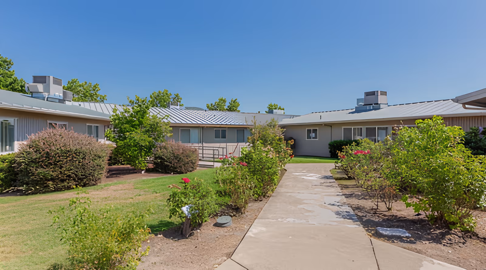 Photo 10 of Royale Gardens Health & Rehabilitation Center