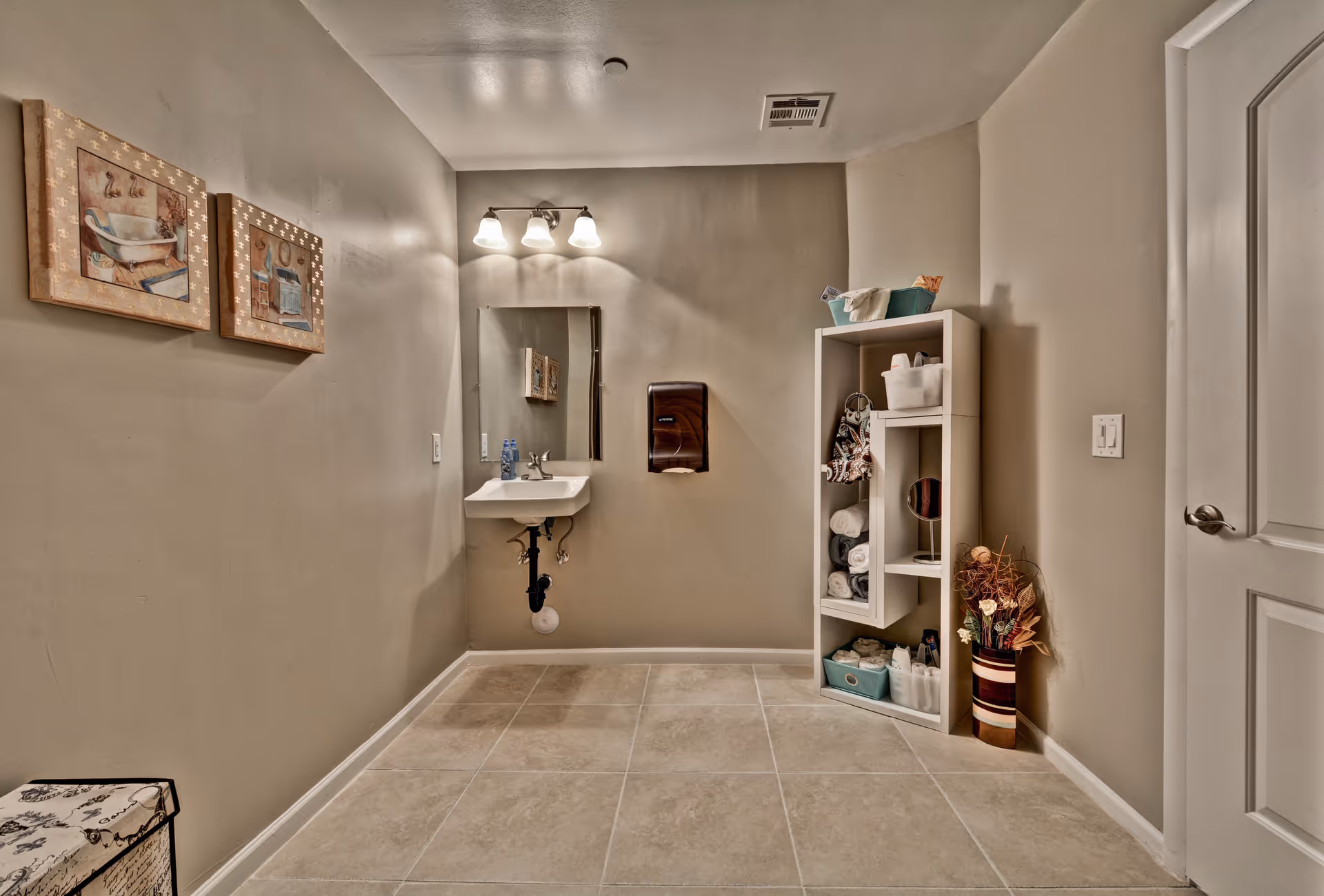 Photo 11 of Blue Sage Assisted Living - Moon Valley