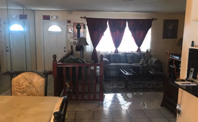 Photo 4 of Miami Gardens Manor