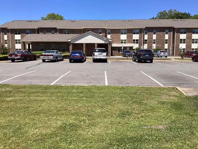 Photo of Elmwood Manor