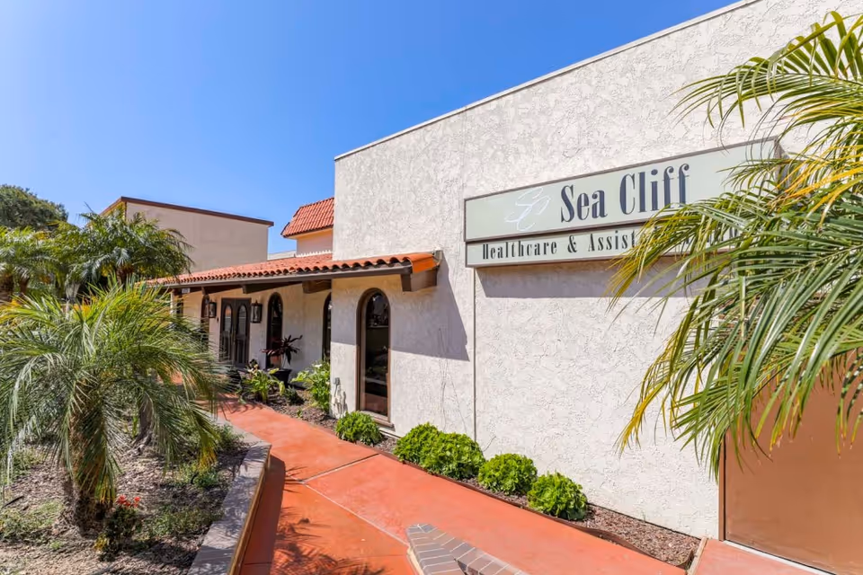 Photo 3 of Sea Cliff Assisted Living
