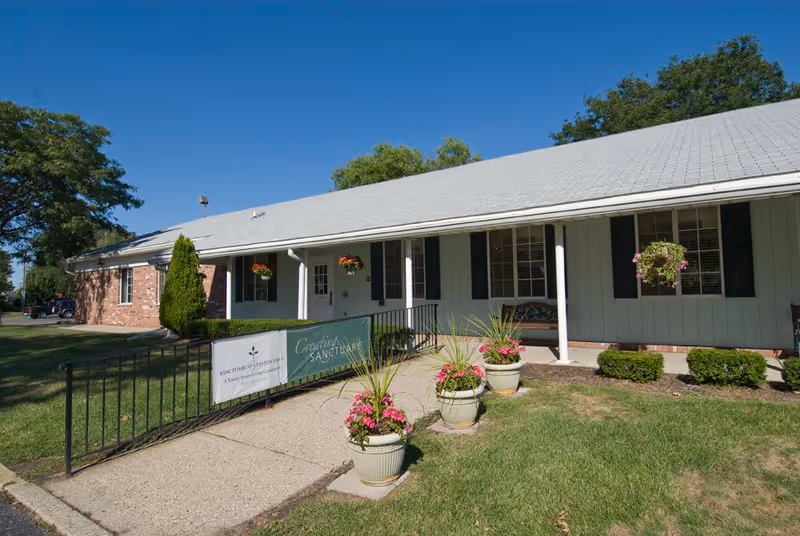 Photo of Clinton Villa