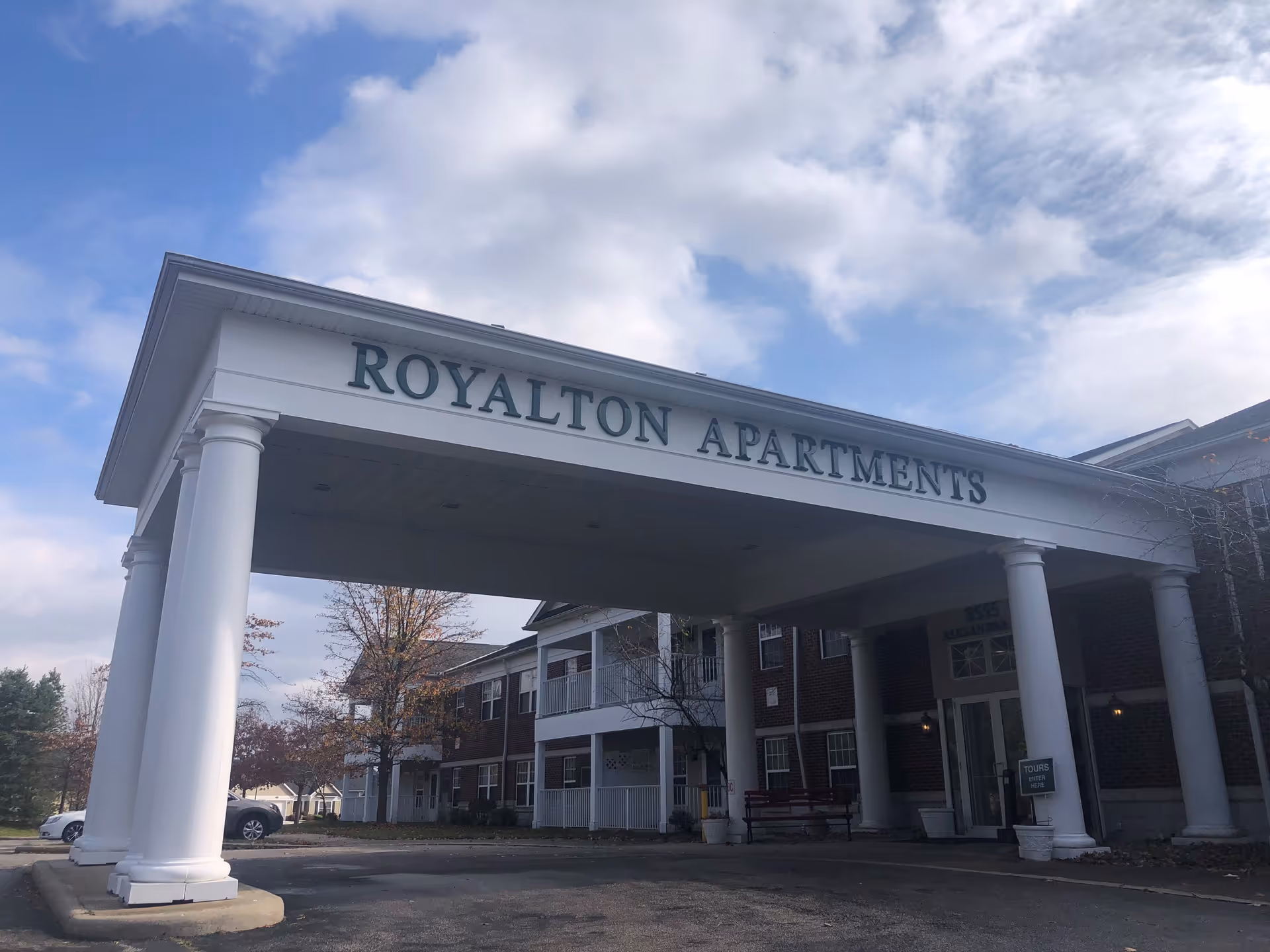 Photo of Royalton Apartments LLC