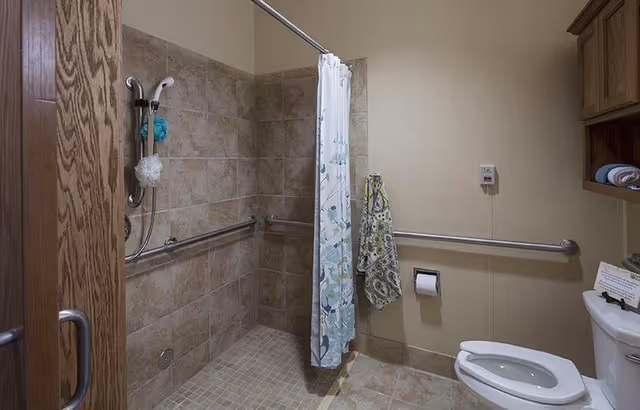 Photo 12 of Oxford Glen Memory Care at Carrollton