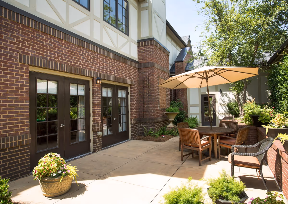 Photo 5 of Oak Grove Inn