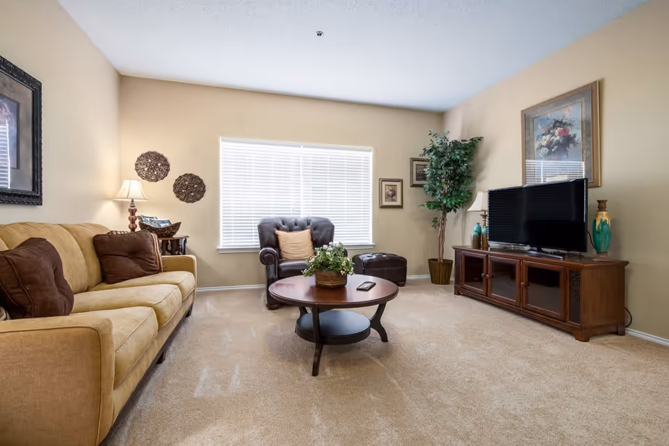 Photo 9 of Lewisville Estates - IL