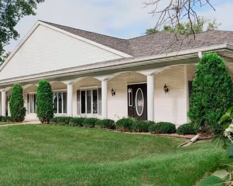 Photo of Cottonwood Manor Assisted Living