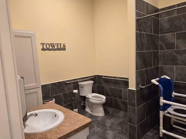 Photo 4 of Hoover Oaks memory care and assisted living