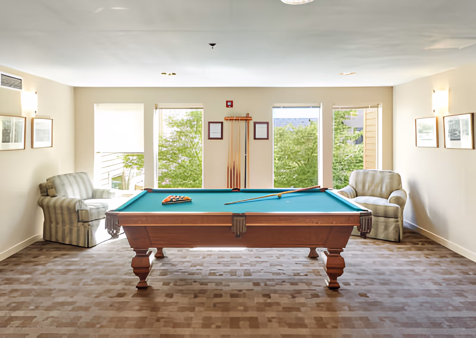Photo 42 of Elliott Residence