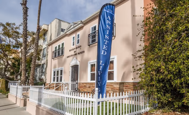 Photo of Bentley Suites by SCH