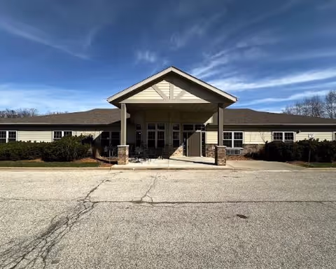Photo 2 of Dimensions Living Pewaukee East